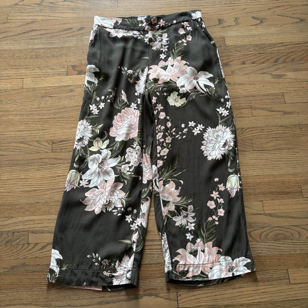 LOFT Womens Small Wide Leg Crop Pants Black Pink Floral Elastic Waist Culottes